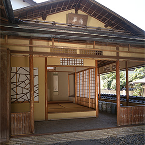 <b>有聲軒</b>煎茶道修行の道場。煎茶の祖である月海元昭の功績を顕彰し、売茶堂と同時期に創建されました。